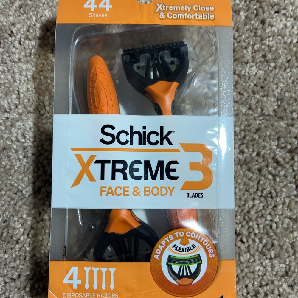 SCHICK XTREME3 MEN’S Disposable Razors, 4 In Each Pack Up To 44 Shaves